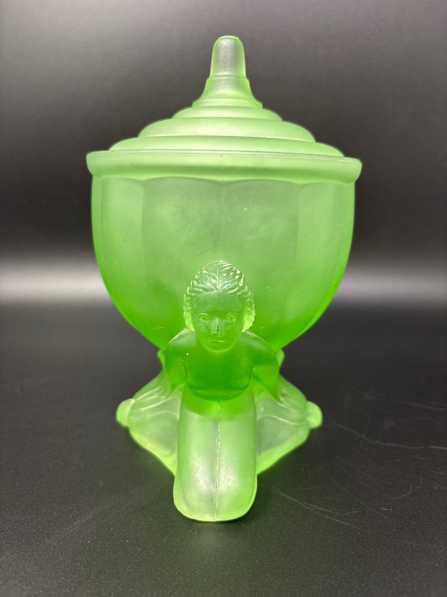 Art Deco Powder Jar w/ Lid