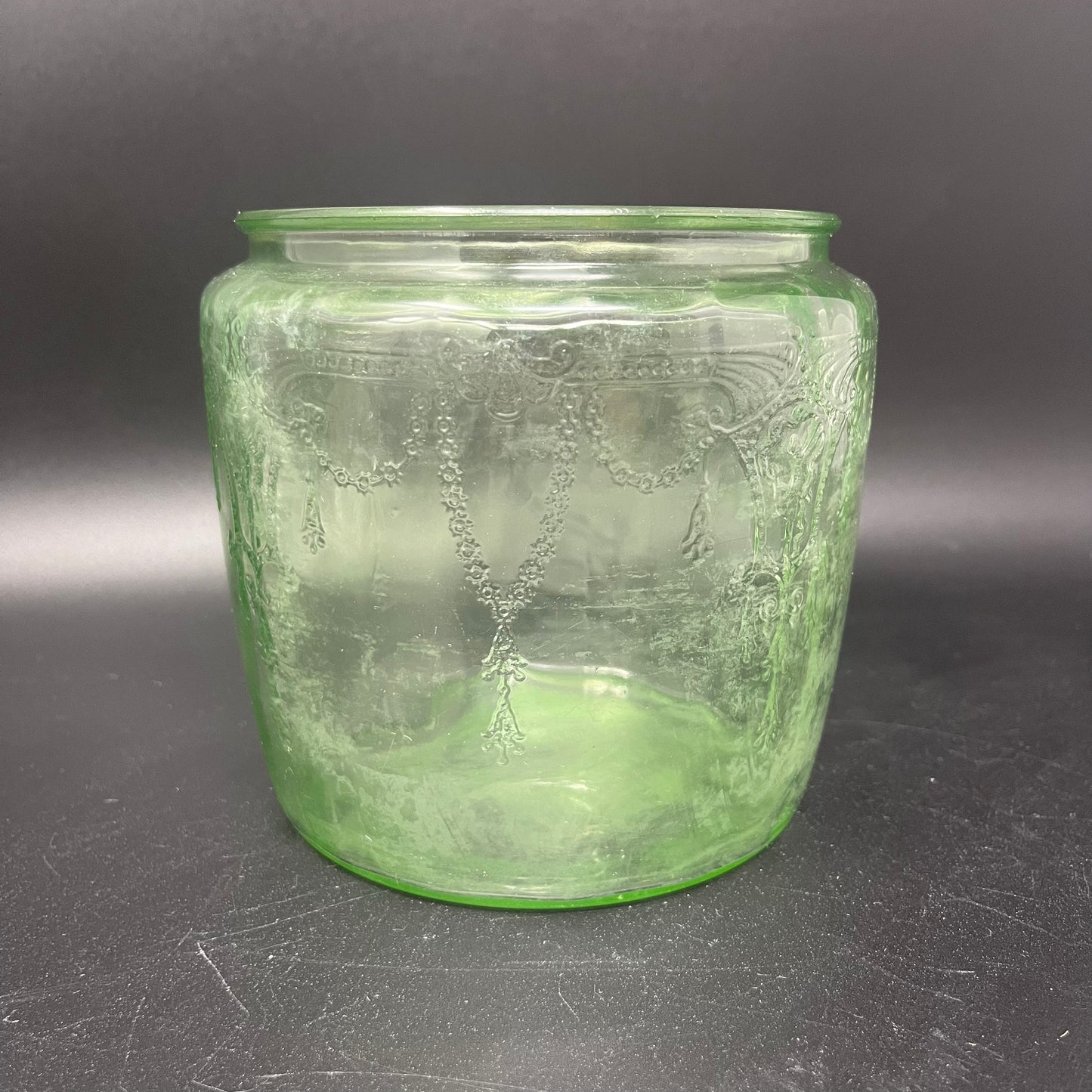 Uranium Cookie Jar (Chipped)