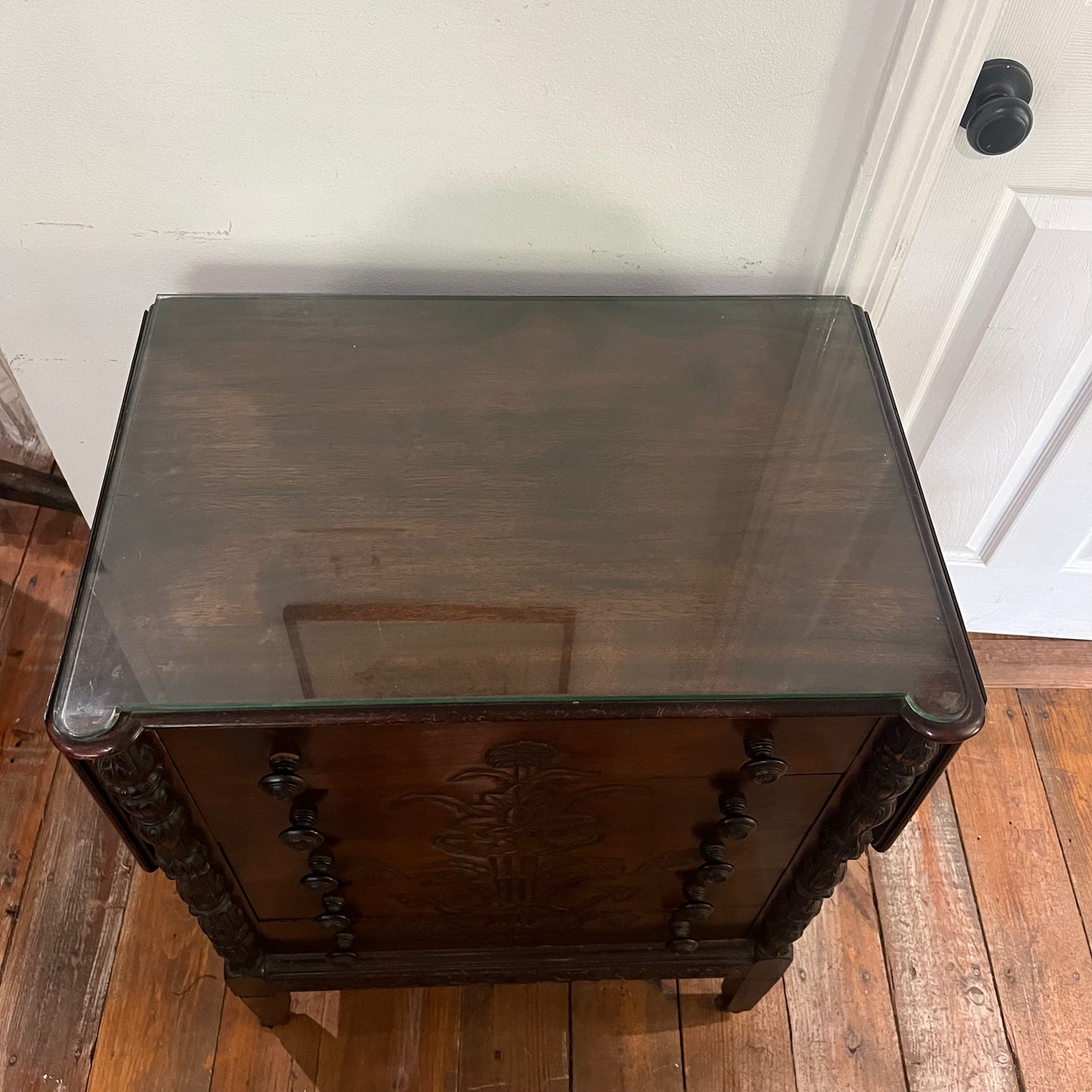Drop Leaf Petite Chest
