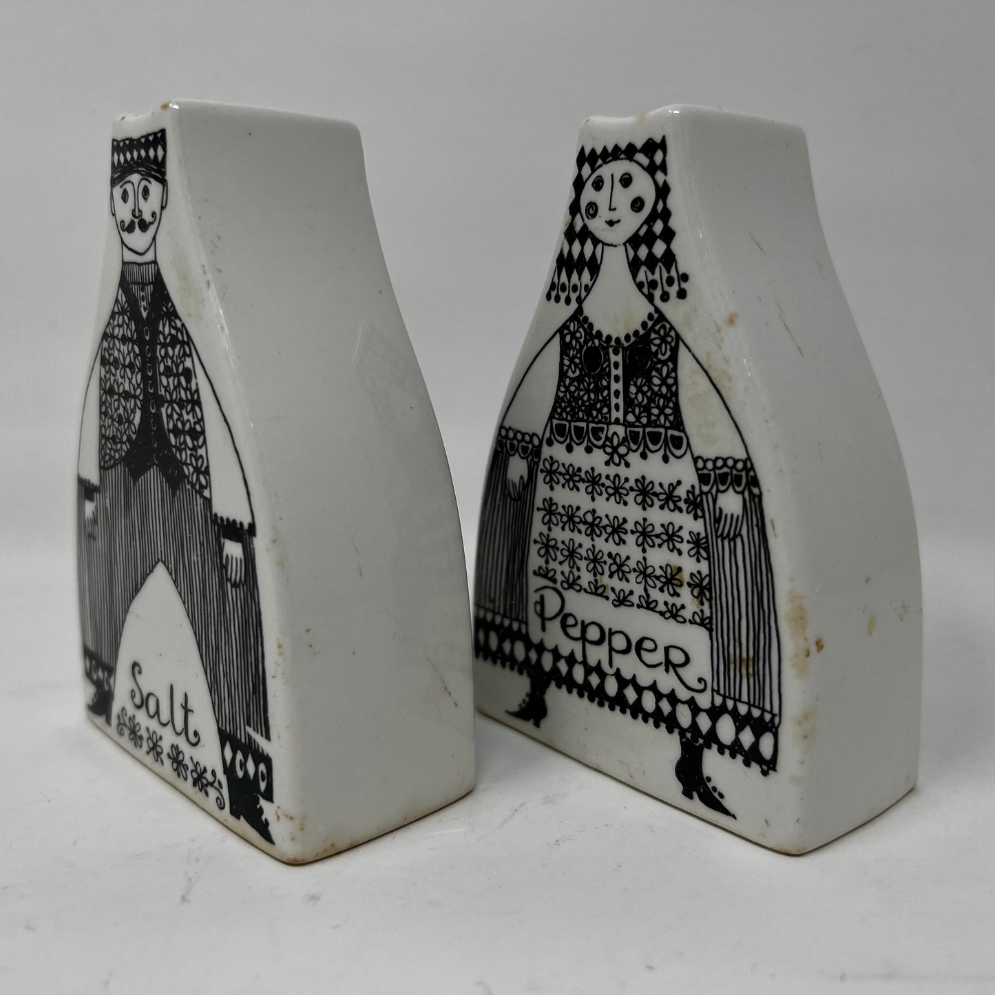 Salt and Pepper Shakers, Figgjo Flint Turi