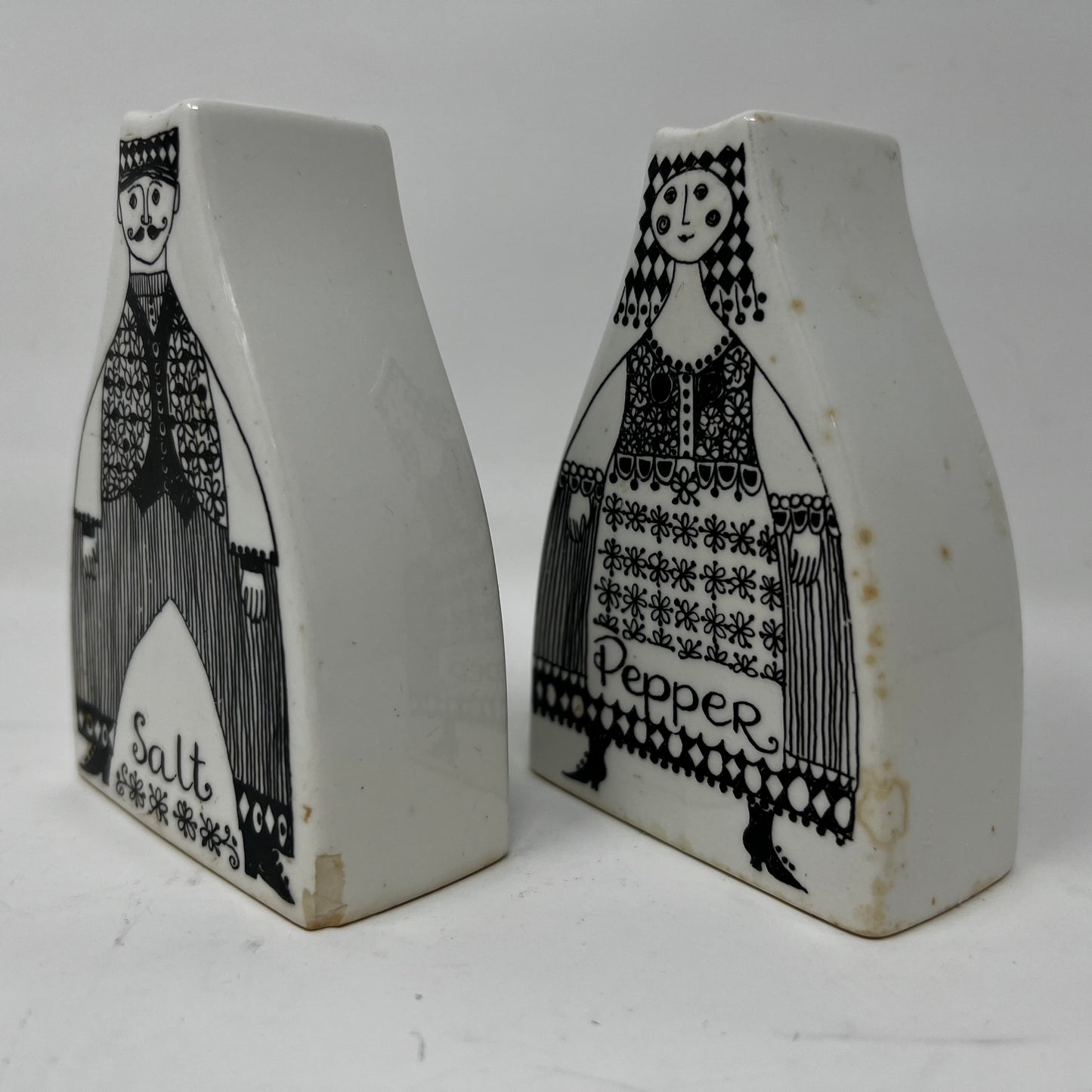 Salt and Pepper Shakers, Figgjo Flint Turi