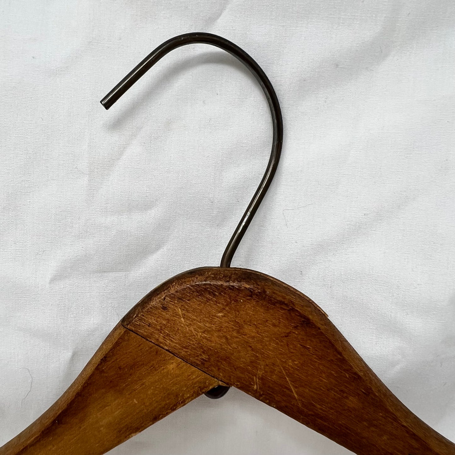 Vintage MCM “Hotel General Brock” wooden hanger