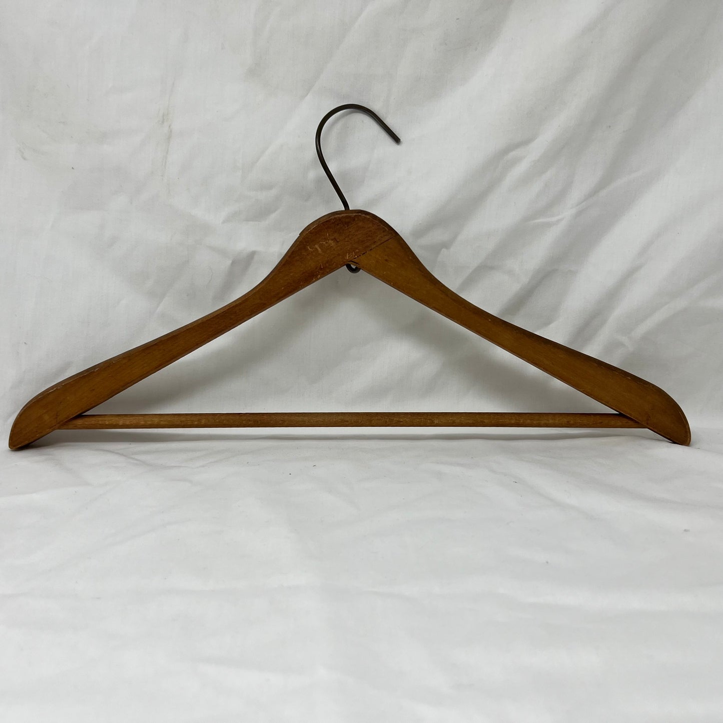 Vintage MCM “Hotel General Brock” wooden hanger