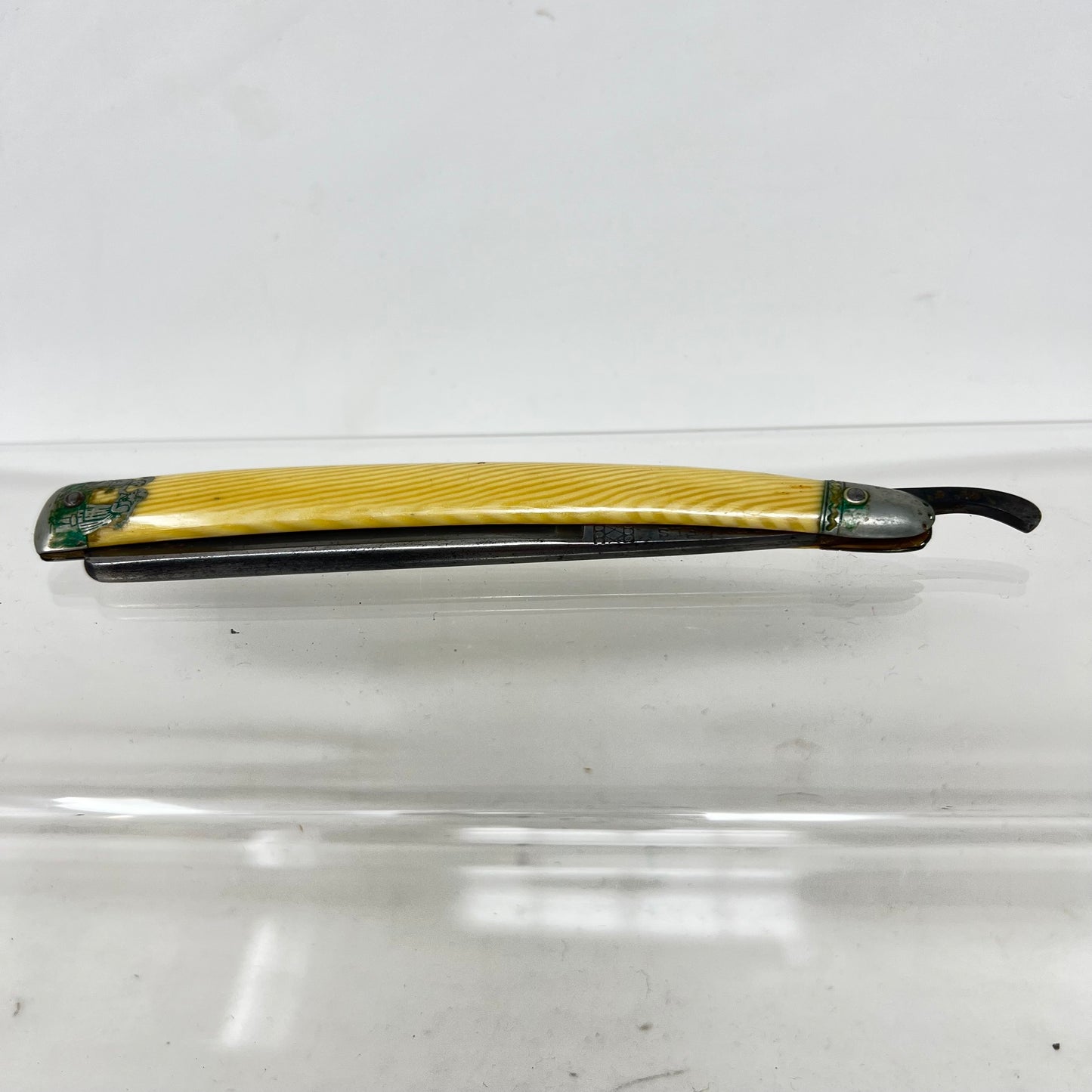 Vintage Straight Razor
