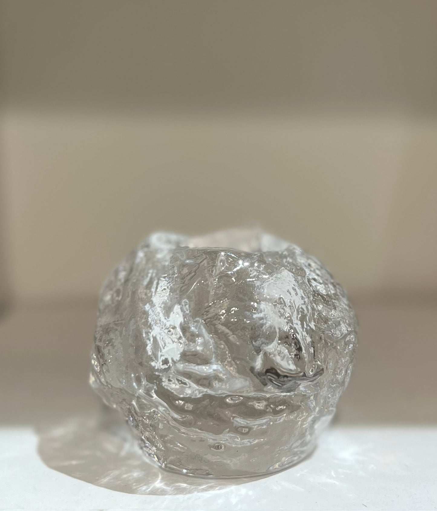 ER8: Kosta Boda Snowball