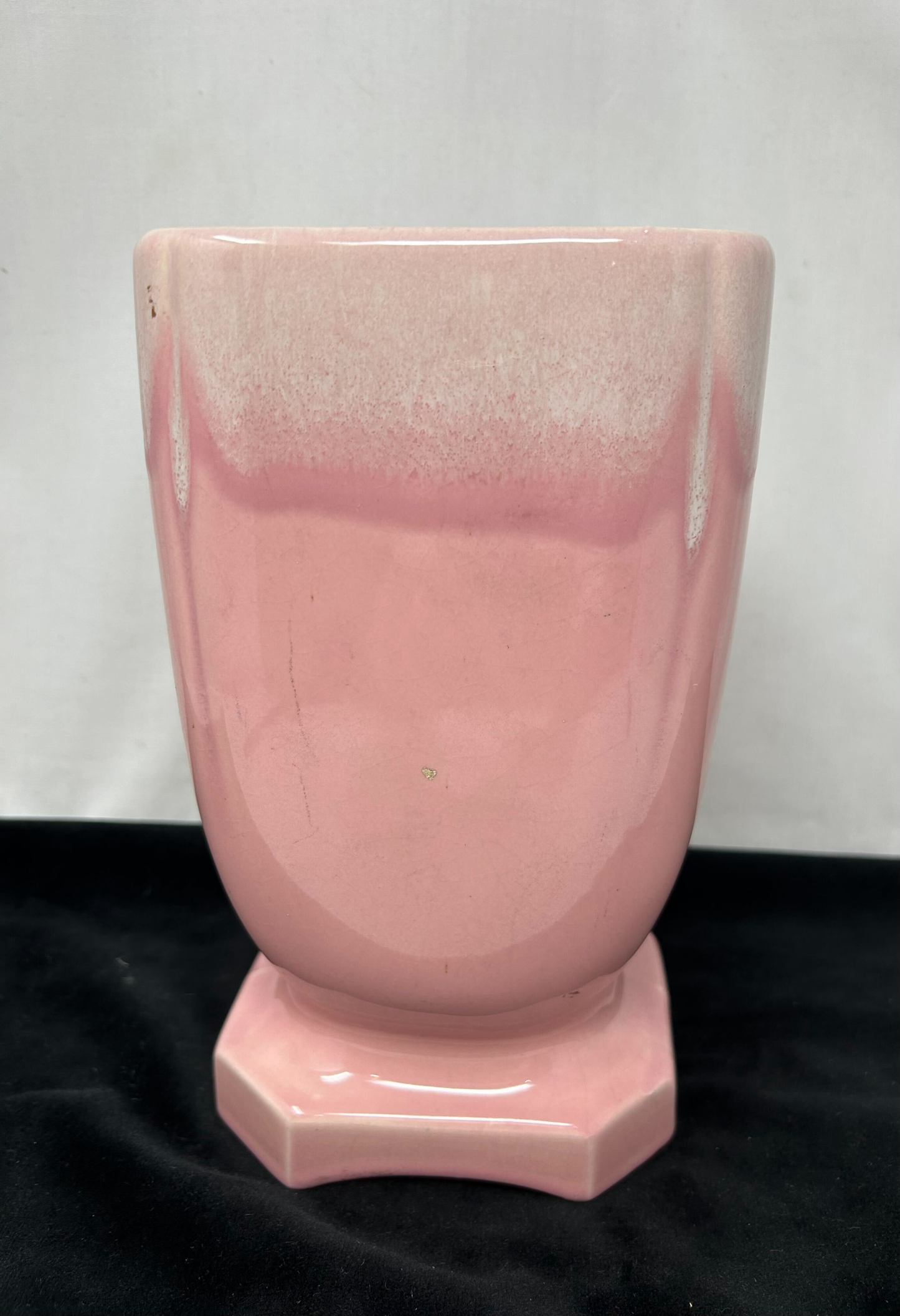 ER4- Vintage Pink Planter/Vase