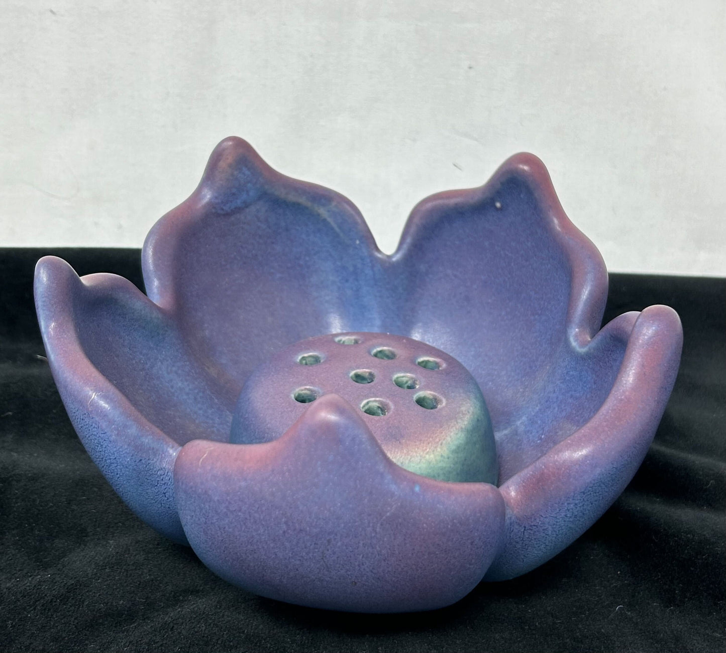 E4 Van Briggle Lotus Bowl With Frog