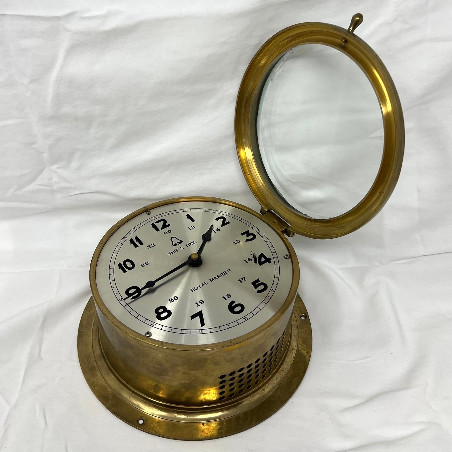 Clock, Quartz Movement