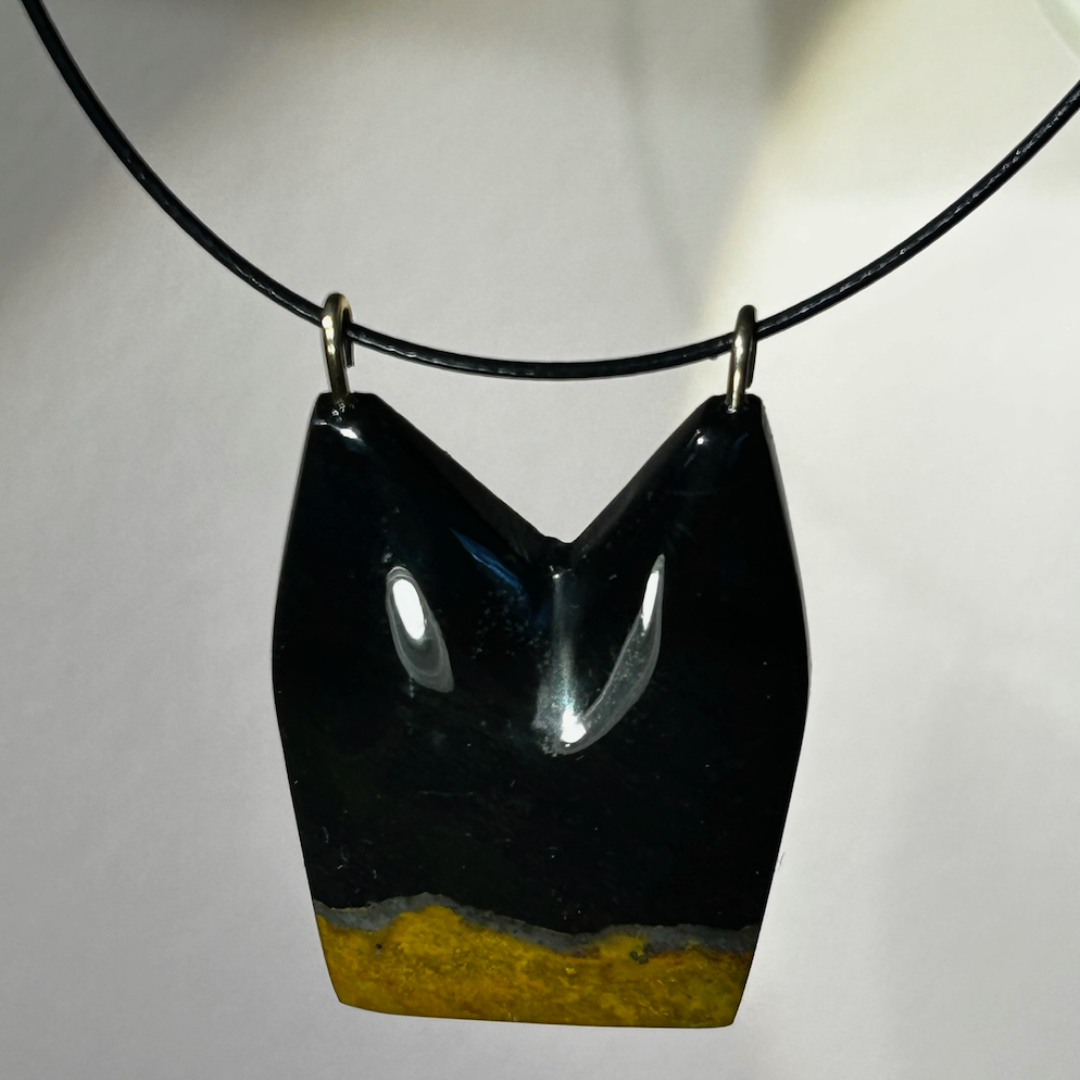 Sarah Wolfenden: Black Agate halter