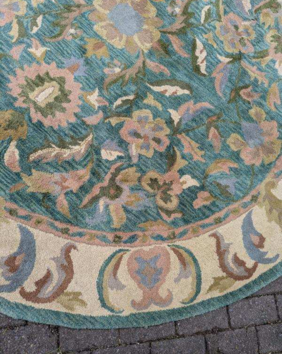 Round Floral Area Rug