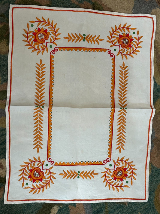 ER4: Embroidered Dresser Scarf