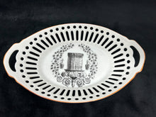  ER2: Reticulated Porcelain Oval Catchall