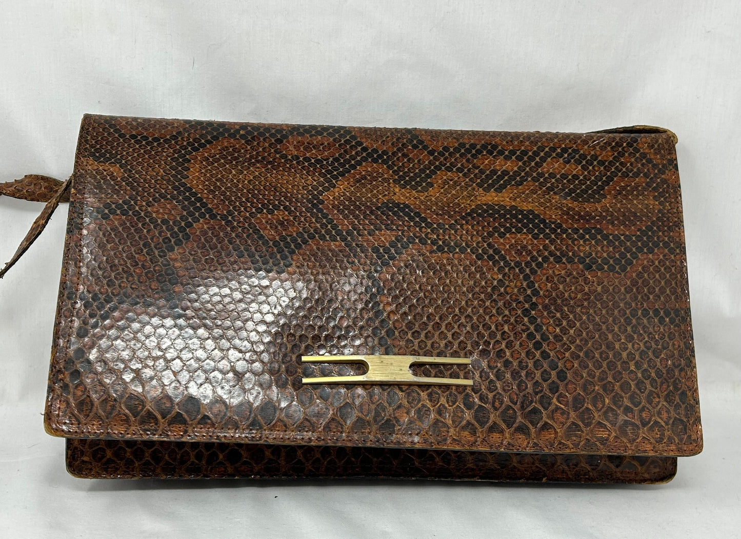 Vintage snakeskin and brown leather shoulder bag with flap closure