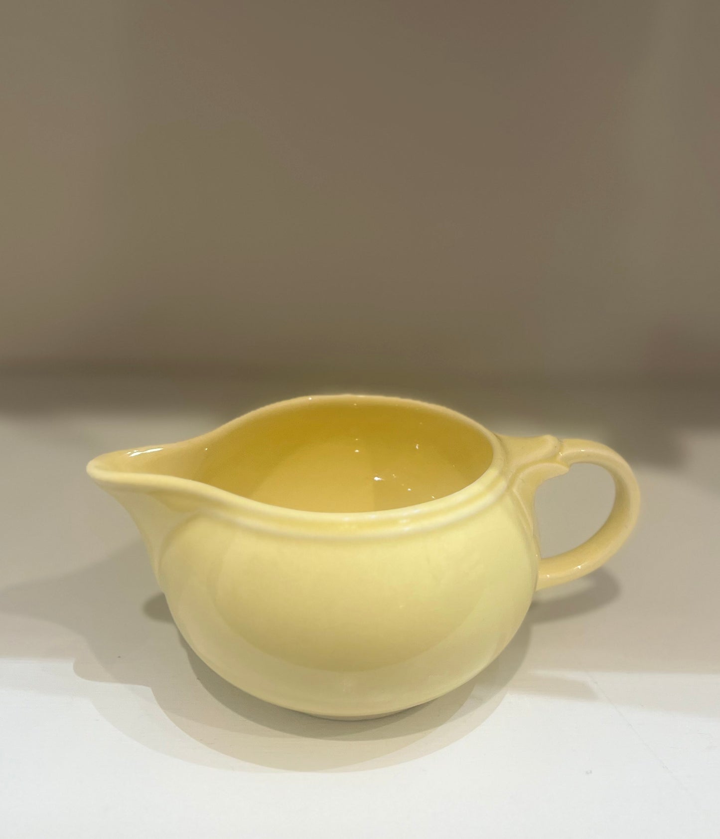 ER0: Vintage Luray Creamer