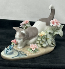  E4 Lladro Cat Figurine