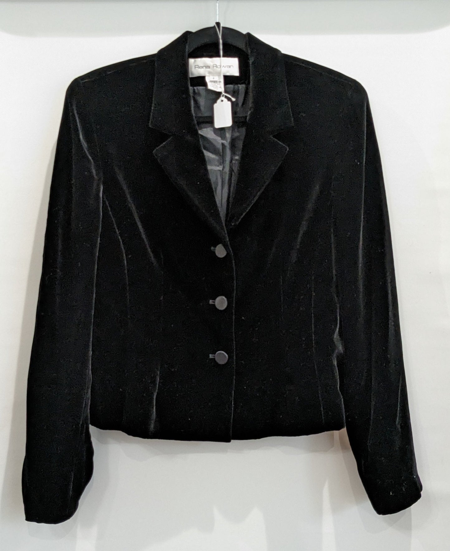 ER2: Rowan Velvet Blazer