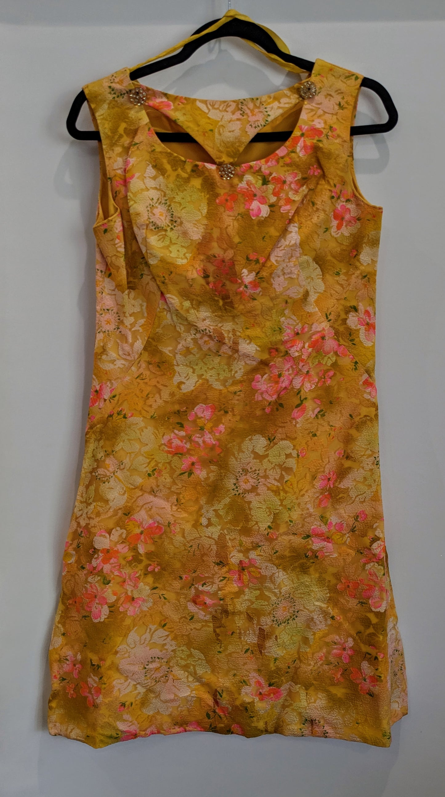 ER5: Vtg Floral Shift Dress