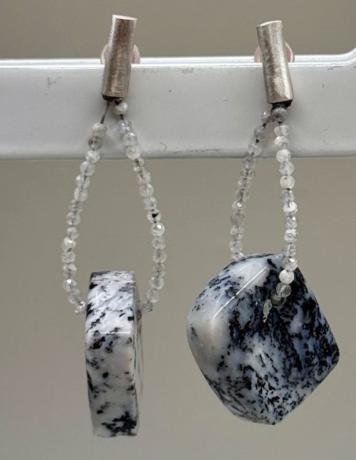 Sarah Wolfenden: Earrings of Agate, sterling and crystal beads