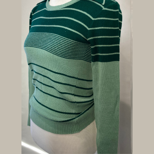 Green collar knit top