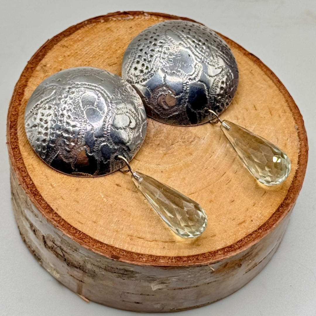 Sarah Wolfenden: Earrings Lacey Shields with faceted drops