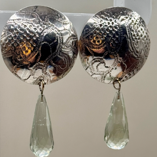 Sarah Wolfenden: Earrings Lacey Shields with faceted drops